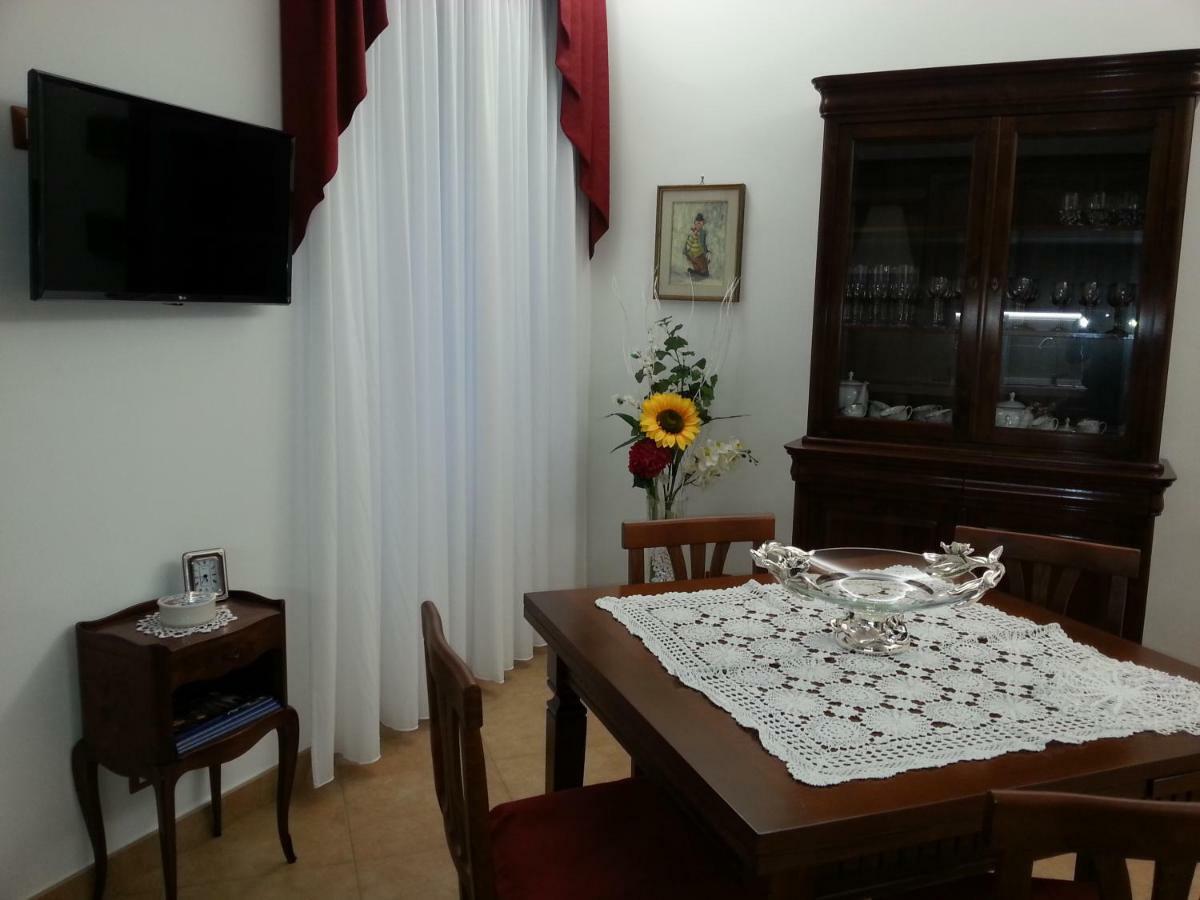 Apartament Chez-Roby Rzym Zewnętrze zdjęcie