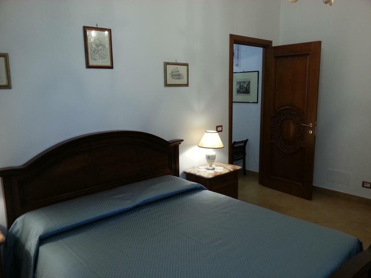 Apartament Chez-Roby Rzym Zewnętrze zdjęcie